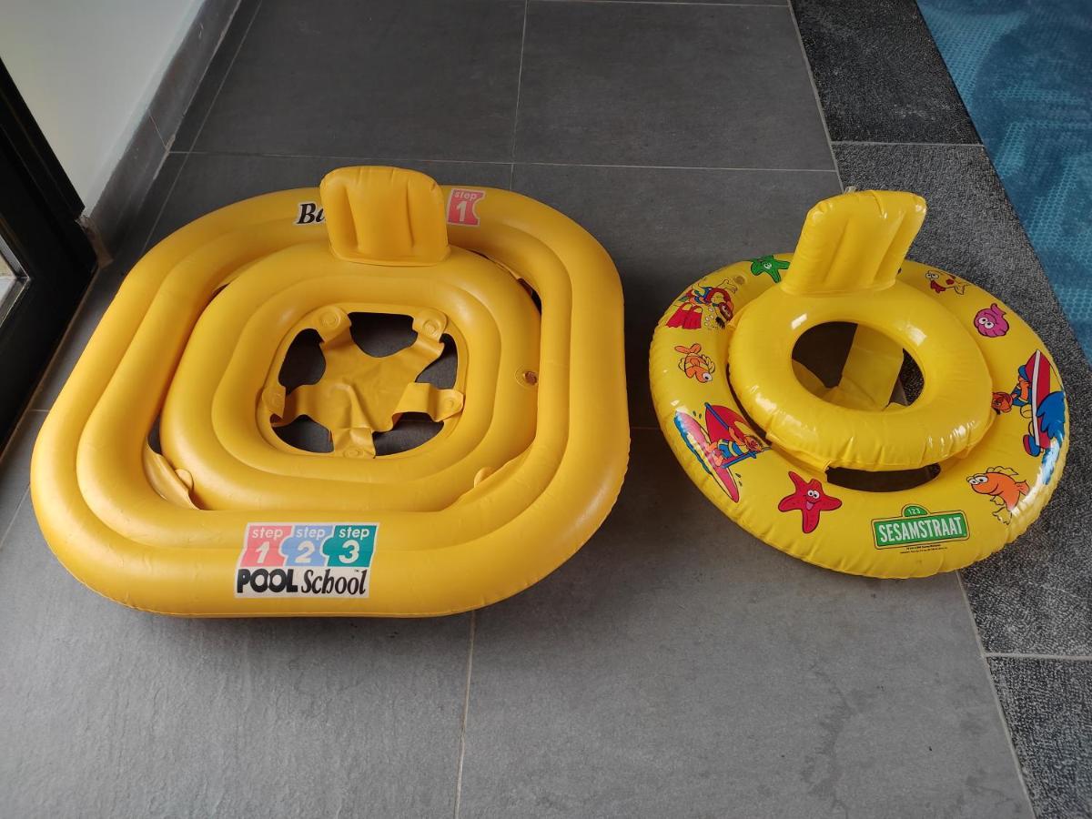 Etage à la ferme indépendant avec piscine intérieure privative Bassee Exterior foto